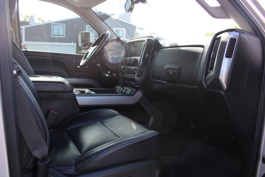 2017 Chevrolet Silverado 1500 4WD Crew Cab 143.5" LT w/2LT, available for sale in Plantsville, Connecticut | Auto House of Luxury. Plantsville, Connecticut 2017 Chevrolet Silverado 1500 4WD Crew Cab 143.5" LT w/2LT, available for sale in Plantsville, Connecticut | Auto House of Luxury. Plantsville, Connecticut
