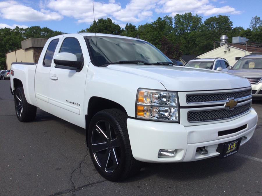 2013 Chevrolet Silverado 1500 4WD Ext Cab 143.5" LT, available for sale in Plantsville, Connecticut | L&S Automotive LLC. Plantsville, Connecticut 2013 Chevrolet Silverado 1500 4WD Ext Cab 143.5" LT, available for sale in Plantsville, Connecticut | L&S Automotive LLC. Plantsville, Connecticut