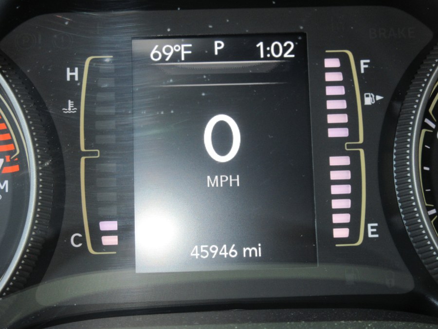 2021 Jeep Cherokee Latitude Plus 4x4, available for sale in Linden, New Jersey | Route 27 Auto Mall. Linden, New Jersey 2021 Jeep Cherokee Latitude Plus 4x4, available for sale in Linden, New Jersey | Route 27 Auto Mall. Linden, New Jersey