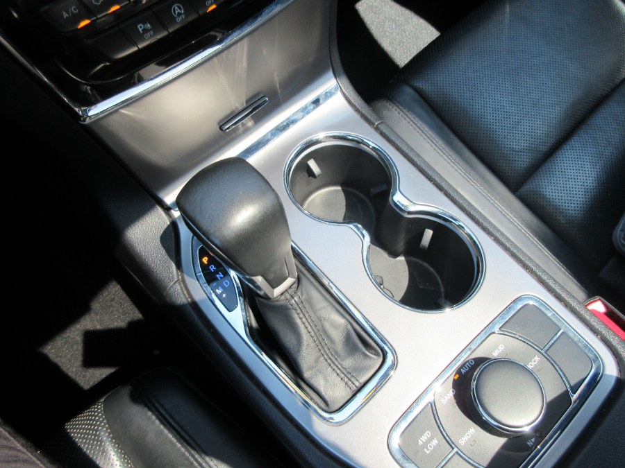 2020 Jeep Grand Cherokee Limited 4x4, available for sale in Linden, New Jersey | Route 27 Auto Mall. Linden, New Jersey 2020 Jeep Grand Cherokee Limited 4x4, available for sale in Linden, New Jersey | Route 27 Auto Mall. Linden, New Jersey