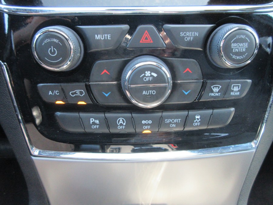 2020 Jeep Grand Cherokee Limited 4x4, available for sale in Linden, New Jersey | Route 27 Auto Mall. Linden, New Jersey 2020 Jeep Grand Cherokee Limited 4x4, available for sale in Linden, New Jersey | Route 27 Auto Mall. Linden, New Jersey