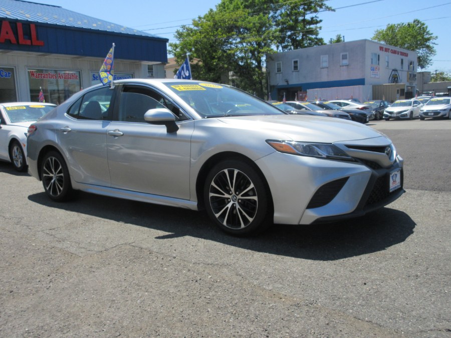 2020 Toyota Camry SE Auto (Natl), available for sale in Linden, New Jersey | Route 27 Auto Mall. Linden, New Jersey 2020 Toyota Camry SE Auto (Natl), available for sale in Linden, New Jersey | Route 27 Auto Mall. Linden, New Jersey