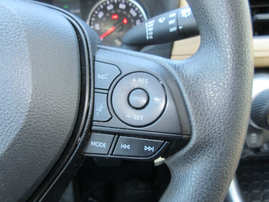 2022 Toyota RAV4 LE FWD (Natl), available for sale in Linden, New Jersey | Route 27 Auto Mall. Linden, New Jersey 2022 Toyota RAV4 LE FWD (Natl), available for sale in Linden, New Jersey | Route 27 Auto Mall. Linden, New Jersey