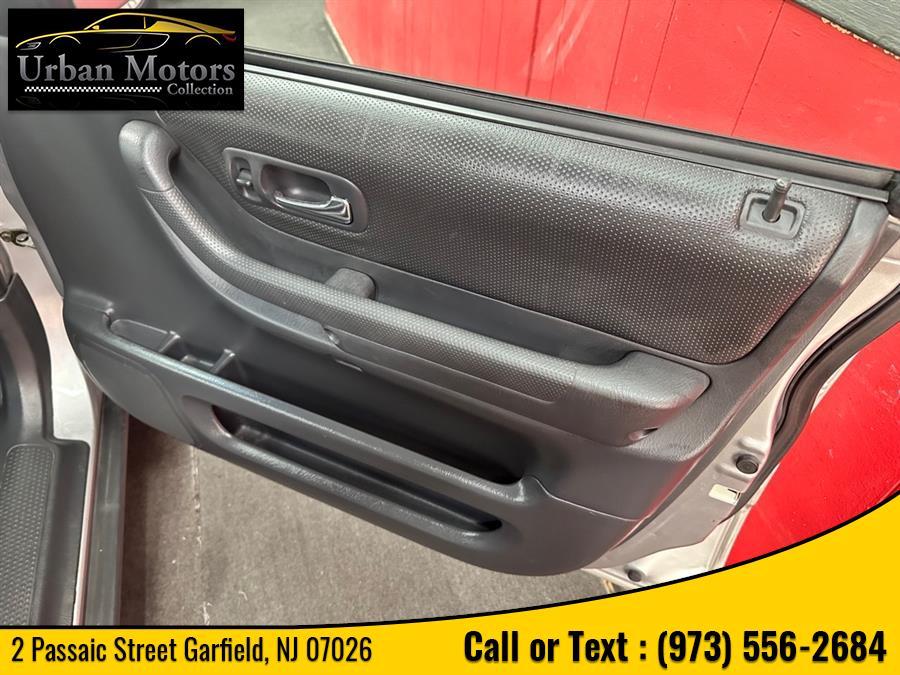 2001 Honda Cr-v EX, available for sale in Garfield, New Jersey | Urban Motors Collection. Garfield, New Jersey 2001 Honda Cr-v EX, available for sale in Garfield, New Jersey | Urban Motors Collection. Garfield, New Jersey