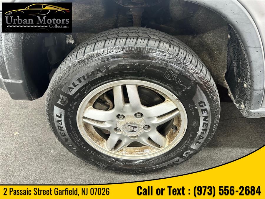 2001 Honda Cr-v EX, available for sale in Garfield, New Jersey | Urban Motors Collection. Garfield, New Jersey 2001 Honda Cr-v EX, available for sale in Garfield, New Jersey | Urban Motors Collection. Garfield, New Jersey