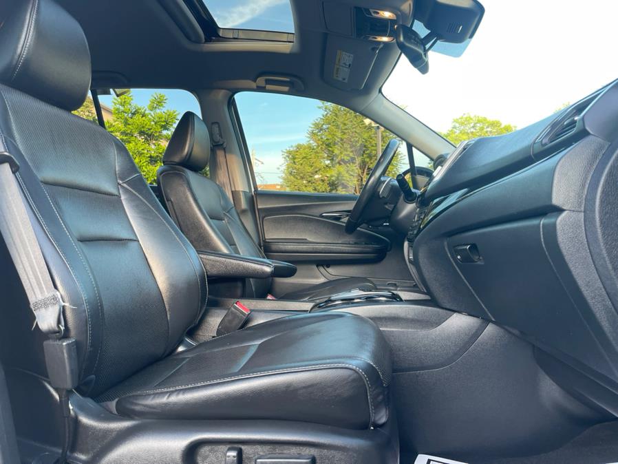 2020 Honda Ridgeline RTL-E AWD, available for sale in Irvington , New Jersey | Auto Haus of Irvington Corp. Irvington , New Jersey 2020 Honda Ridgeline RTL-E AWD, available for sale in Irvington , New Jersey | Auto Haus of Irvington Corp. Irvington , New Jersey