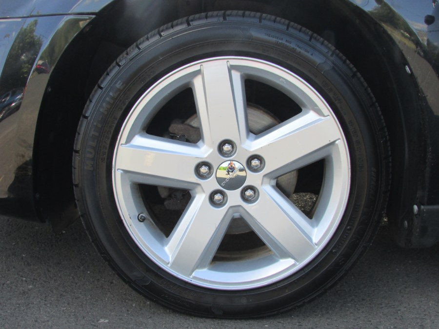2013 Dodge Avenger 4dr Sdn SXT, available for sale in East Windsor, Connecticut | United Auto Sales of E Windsor, Inc. East Windsor, Connecticut 2013 Dodge Avenger 4dr Sdn SXT, available for sale in East Windsor, Connecticut | United Auto Sales of E Windsor, Inc. East Windsor, Connecticut