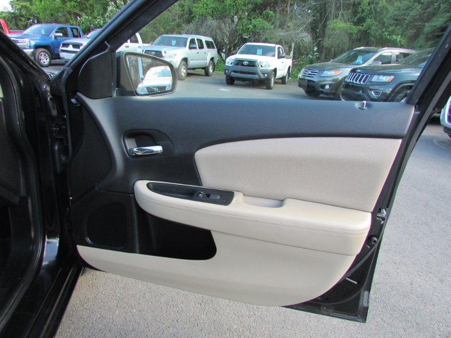 2013 Dodge Avenger 4dr Sdn SXT, available for sale in East Windsor, Connecticut | United Auto Sales of E Windsor, Inc. East Windsor, Connecticut 2013 Dodge Avenger 4dr Sdn SXT, available for sale in East Windsor, Connecticut | United Auto Sales of E Windsor, Inc. East Windsor, Connecticut