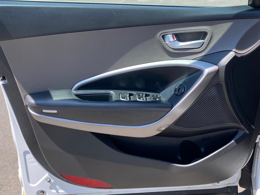 2015 Hyundai Santa Fe Sport AWD 4dr 2.4, available for sale in Canton, Connecticut | Lava Motors 2 Inc. Canton, Connecticut 2015 Hyundai Santa Fe Sport AWD 4dr 2.4, available for sale in Canton, Connecticut | Lava Motors 2 Inc. Canton, Connecticut
