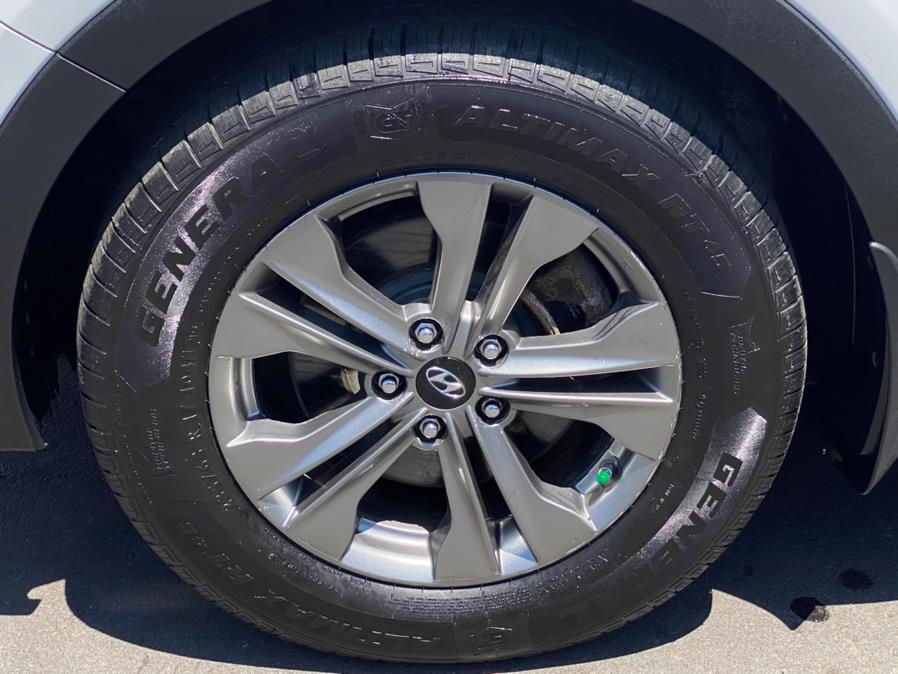 2015 Hyundai Santa Fe Sport AWD 4dr 2.4, available for sale in Canton, Connecticut | Lava Motors 2 Inc. Canton, Connecticut 2015 Hyundai Santa Fe Sport AWD 4dr 2.4, available for sale in Canton, Connecticut | Lava Motors 2 Inc. Canton, Connecticut