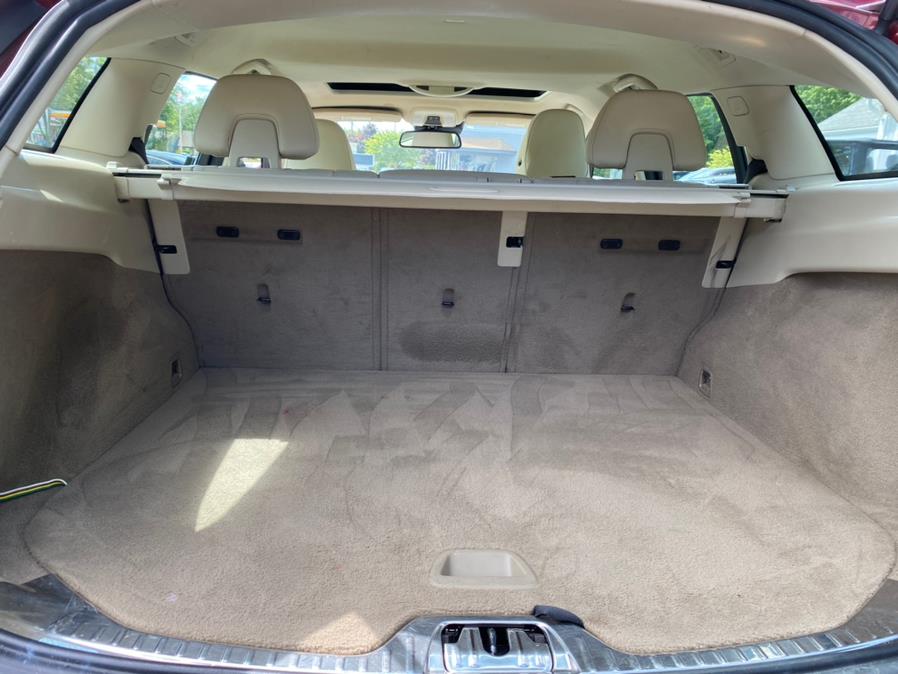 2015 Volvo V60 4dr Wgn T5 Drive-E Premier FWD, available for sale in Canton, Connecticut | Lava Motors 2 Inc. Canton, Connecticut 2015 Volvo V60 4dr Wgn T5 Drive-E Premier FWD, available for sale in Canton, Connecticut | Lava Motors 2 Inc. Canton, Connecticut