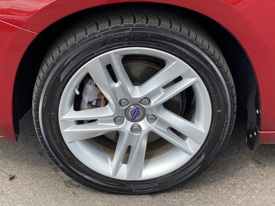 2015 Volvo V60 4dr Wgn T5 Drive-E Premier FWD, available for sale in Canton, Connecticut | Lava Motors 2 Inc. Canton, Connecticut 2015 Volvo V60 4dr Wgn T5 Drive-E Premier FWD, available for sale in Canton, Connecticut | Lava Motors 2 Inc. Canton, Connecticut
