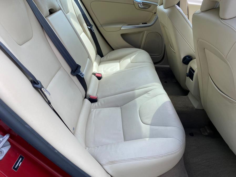2015 Volvo V60 4dr Wgn T5 Drive-E Premier FWD, available for sale in Canton, Connecticut | Lava Motors 2 Inc. Canton, Connecticut 2015 Volvo V60 4dr Wgn T5 Drive-E Premier FWD, available for sale in Canton, Connecticut | Lava Motors 2 Inc. Canton, Connecticut