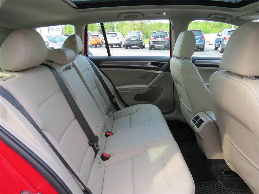 2017 Volkswagen Golf Alltrack TSI S 4Motion AWD 4dr Wagon 6A, available for sale in Auburn, Maine | Lake City Exports Inc. Auburn, Maine 2017 Volkswagen Golf Alltrack TSI S 4Motion AWD 4dr Wagon 6A, available for sale in Auburn, Maine | Lake City Exports Inc. Auburn, Maine
