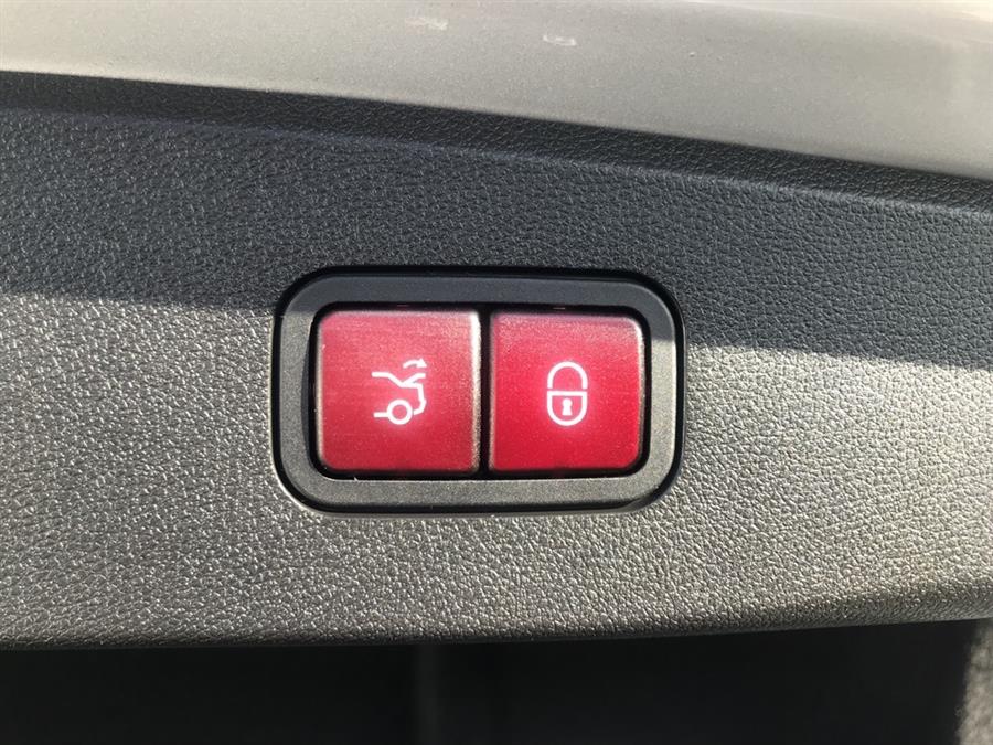 2016 Mercedes-benz E-class E 350, available for sale in Jamaica, New York | Hillside Auto Outlet 2. Jamaica, New York 2016 Mercedes-benz E-class E 350, available for sale in Jamaica, New York | Hillside Auto Outlet 2. Jamaica, New York