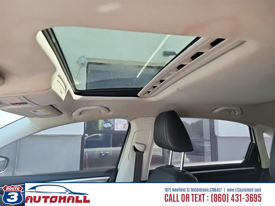 2016 Volkswagen Passat 4dr Sdn 1.8T Auto SE PZEV, available for sale in Middletown, Connecticut | RT 3 AUTO MALL LLC. Middletown, Connecticut 2016 Volkswagen Passat 4dr Sdn 1.8T Auto SE PZEV, available for sale in Middletown, Connecticut | RT 3 AUTO MALL LLC. Middletown, Connecticut