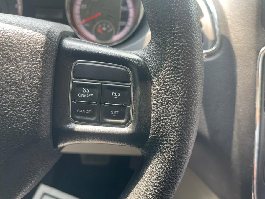 2019 Dodge Grand Caravan SE Wagon, available for sale in Irvington, New Jersey | Elis Motors Corp. Irvington, New Jersey 2019 Dodge Grand Caravan SE Wagon, available for sale in Irvington, New Jersey | Elis Motors Corp. Irvington, New Jersey