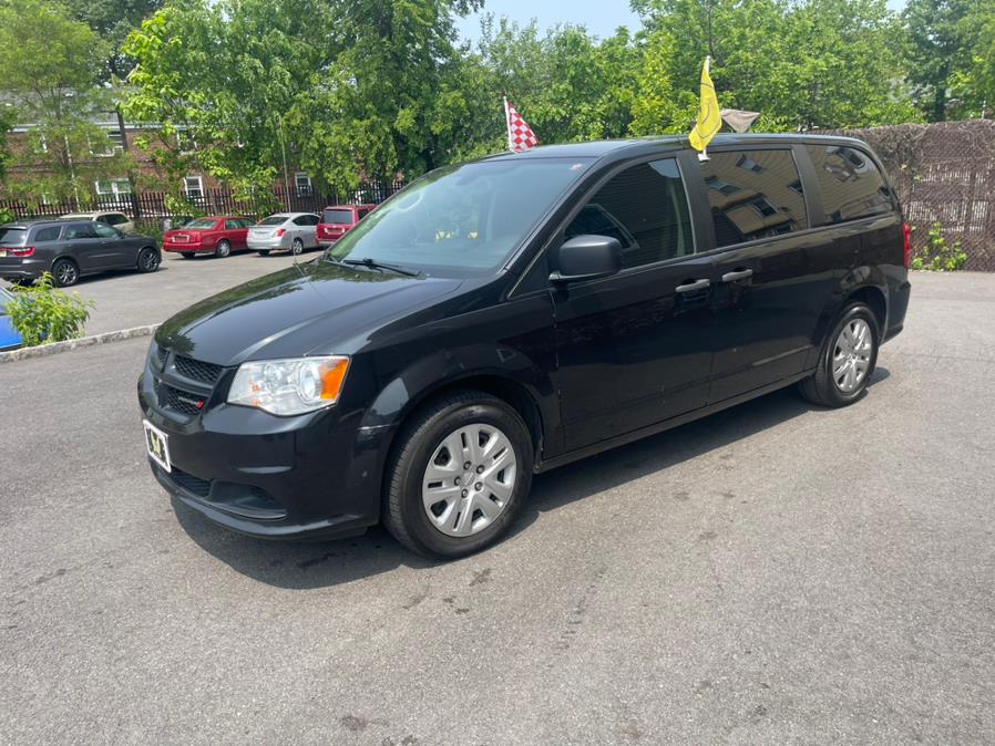 2019 Dodge Grand Caravan SE Wagon, available for sale in Irvington, New Jersey | Elis Motors Corp. Irvington, New Jersey 2019 Dodge Grand Caravan SE Wagon, available for sale in Irvington, New Jersey | Elis Motors Corp. Irvington, New Jersey