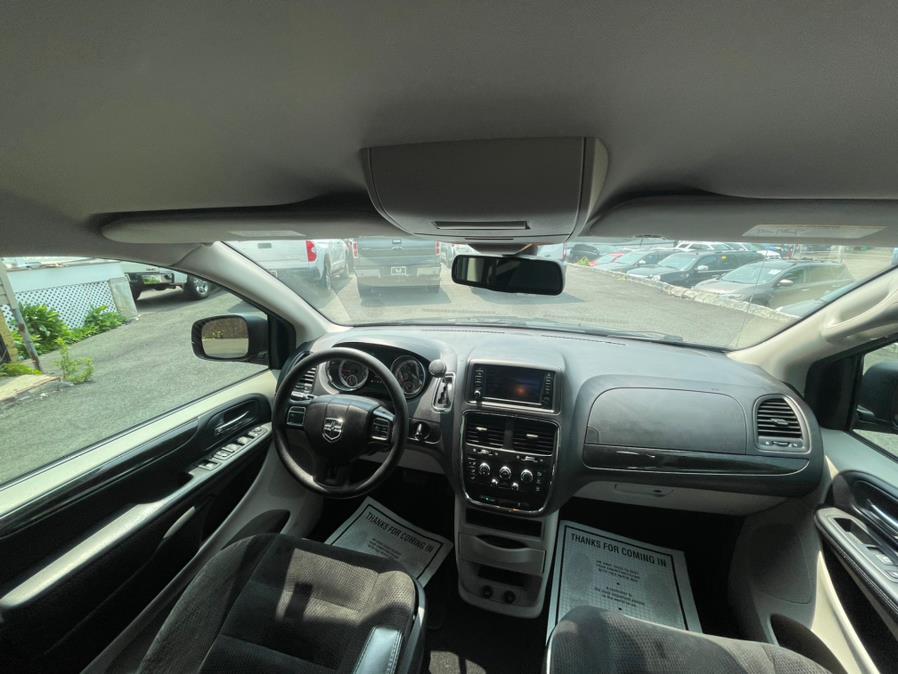 2019 Dodge Grand Caravan SE Wagon, available for sale in Irvington, New Jersey | Elis Motors Corp. Irvington, New Jersey 2019 Dodge Grand Caravan SE Wagon, available for sale in Irvington, New Jersey | Elis Motors Corp. Irvington, New Jersey
