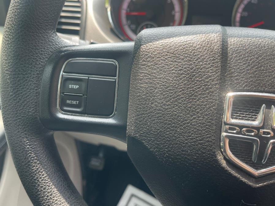 2019 Dodge Grand Caravan SE Wagon, available for sale in Irvington, New Jersey | Elis Motors Corp. Irvington, New Jersey 2019 Dodge Grand Caravan SE Wagon, available for sale in Irvington, New Jersey | Elis Motors Corp. Irvington, New Jersey