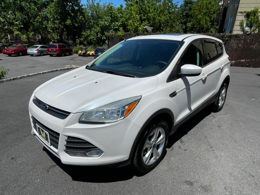 2015 Ford Escape 4WD 4dr SE, available for sale in Irvington, New Jersey | Elis Motors Corp. Irvington, New Jersey 2015 Ford Escape 4WD 4dr SE, available for sale in Irvington, New Jersey | Elis Motors Corp. Irvington, New Jersey