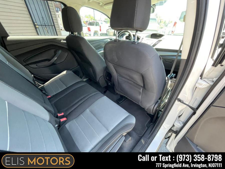 2015 Ford Escape 4WD 4dr SE, available for sale in Irvington, New Jersey | Elis Motors Corp. Irvington, New Jersey 2015 Ford Escape 4WD 4dr SE, available for sale in Irvington, New Jersey | Elis Motors Corp. Irvington, New Jersey