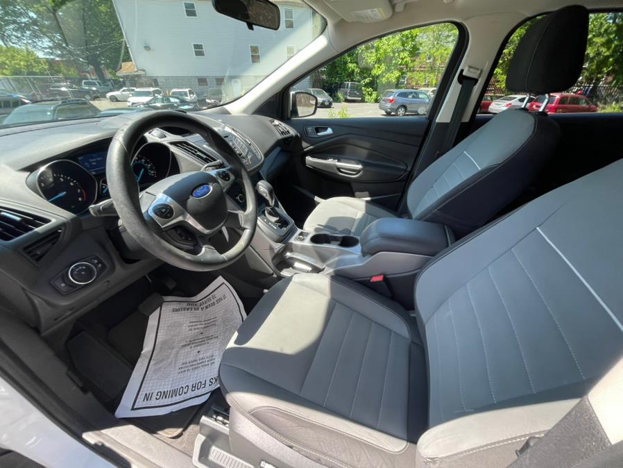 2015 Ford Escape 4WD 4dr SE, available for sale in Irvington, New Jersey | Elis Motors Corp. Irvington, New Jersey 2015 Ford Escape 4WD 4dr SE, available for sale in Irvington, New Jersey | Elis Motors Corp. Irvington, New Jersey