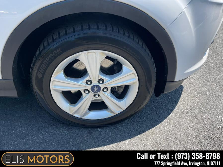 2015 Ford Escape 4WD 4dr SE, available for sale in Irvington, New Jersey | Elis Motors Corp. Irvington, New Jersey 2015 Ford Escape 4WD 4dr SE, available for sale in Irvington, New Jersey | Elis Motors Corp. Irvington, New Jersey