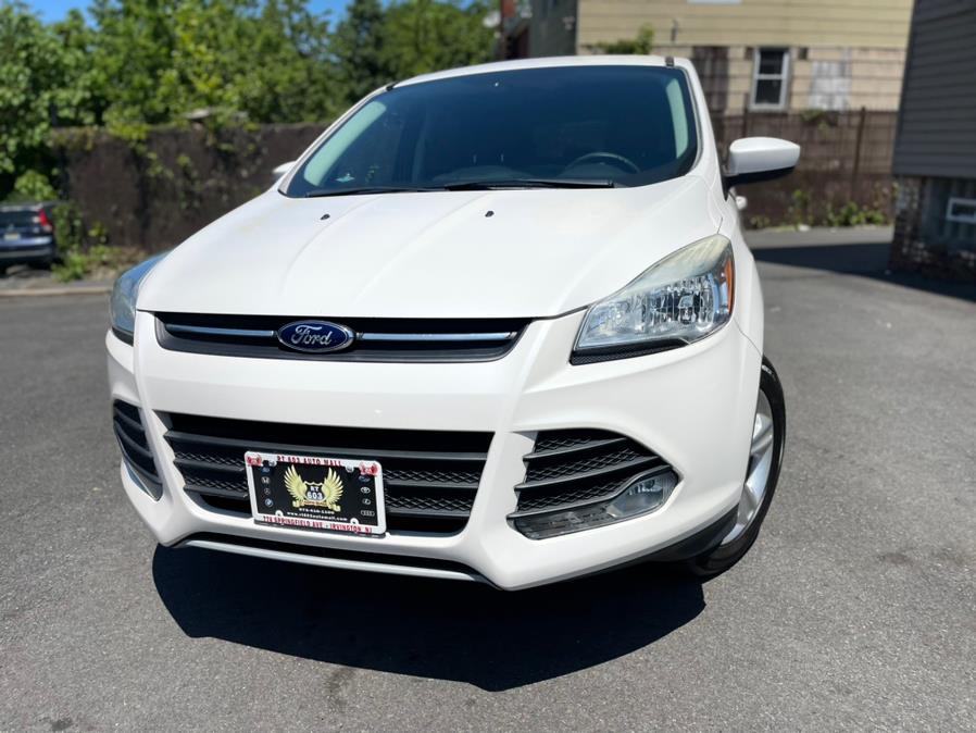 2015 Ford Escape 4WD 4dr SE, available for sale in Irvington, New Jersey | Elis Motors Corp. Irvington, New Jersey