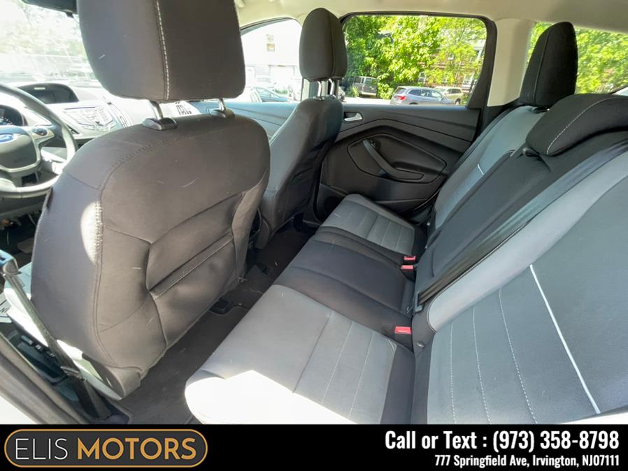 2015 Ford Escape 4WD 4dr SE, available for sale in Irvington, New Jersey | Elis Motors Corp. Irvington, New Jersey 2015 Ford Escape 4WD 4dr SE, available for sale in Irvington, New Jersey | Elis Motors Corp. Irvington, New Jersey