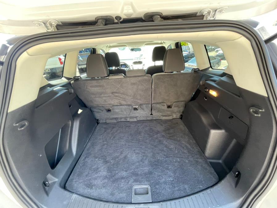 2015 Ford Escape 4WD 4dr SE, available for sale in Irvington, New Jersey | Elis Motors Corp. Irvington, New Jersey 2015 Ford Escape 4WD 4dr SE, available for sale in Irvington, New Jersey | Elis Motors Corp. Irvington, New Jersey