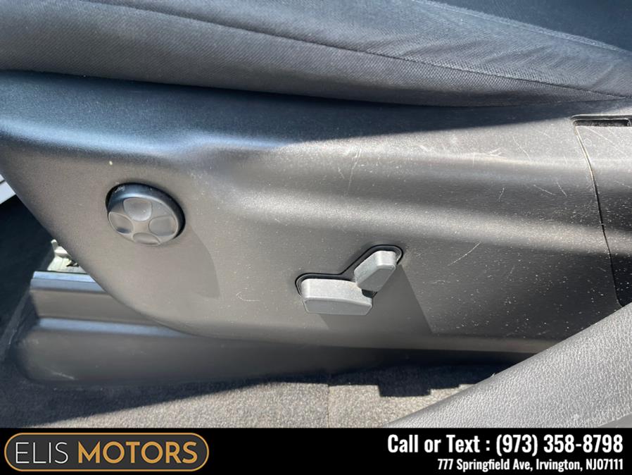 2015 Jeep Grand Cherokee 4WD 4dr Laredo, available for sale in Irvington, New Jersey | Elis Motors Corp. Irvington, New Jersey 2015 Jeep Grand Cherokee 4WD 4dr Laredo, available for sale in Irvington, New Jersey | Elis Motors Corp. Irvington, New Jersey