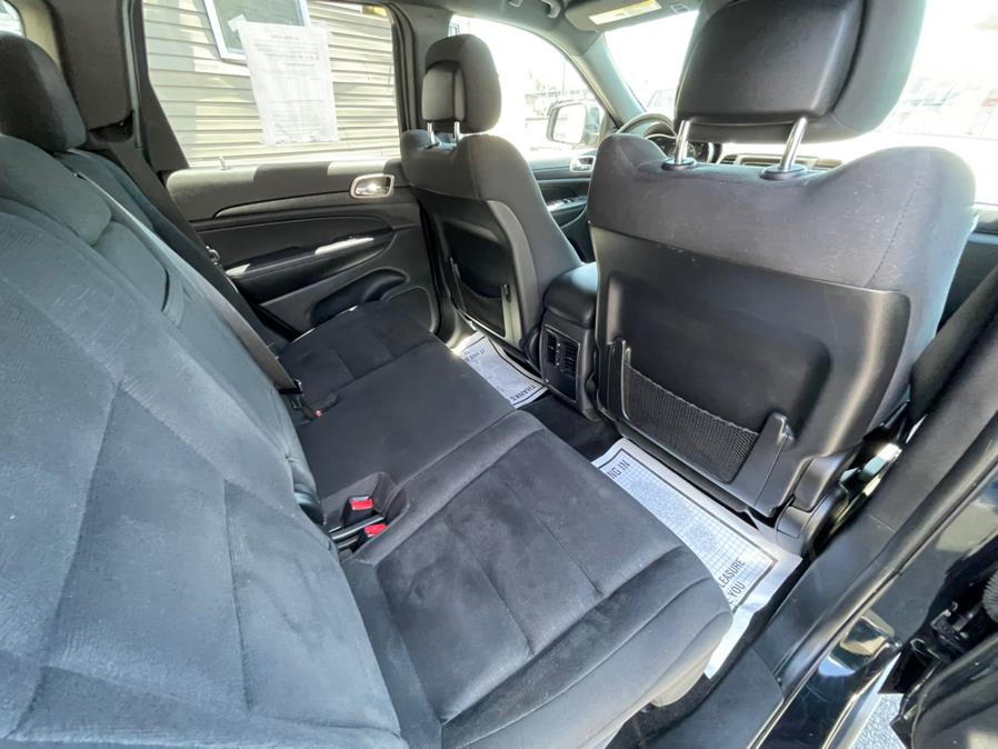 2015 Jeep Grand Cherokee 4WD 4dr Laredo, available for sale in Irvington, New Jersey | Elis Motors Corp. Irvington, New Jersey 2015 Jeep Grand Cherokee 4WD 4dr Laredo, available for sale in Irvington, New Jersey | Elis Motors Corp. Irvington, New Jersey