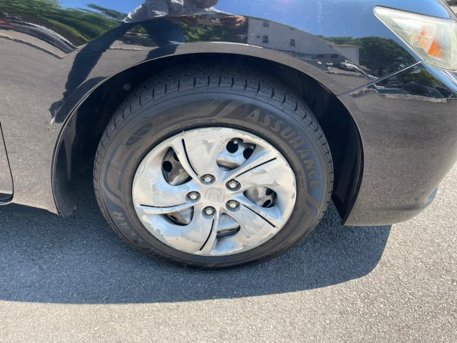 2013 Honda Civic Sdn 4dr Auto LX, available for sale in Irvington, New Jersey | Elis Motors Corp. Irvington, New Jersey 2013 Honda Civic Sdn 4dr Auto LX, available for sale in Irvington, New Jersey | Elis Motors Corp. Irvington, New Jersey