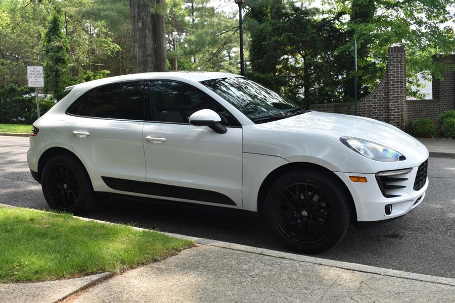 2018 Porsche Macan Base AWD 4dr SUV, available for sale in Great Neck, New York | Camy Cars. Great Neck, New York 2018 Porsche Macan Base AWD 4dr SUV, available for sale in Great Neck, New York | Camy Cars. Great Neck, New York