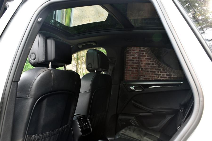 2018 Porsche Macan Base AWD 4dr SUV, available for sale in Great Neck, New York | Camy Cars. Great Neck, New York 2018 Porsche Macan Base AWD 4dr SUV, available for sale in Great Neck, New York | Camy Cars. Great Neck, New York