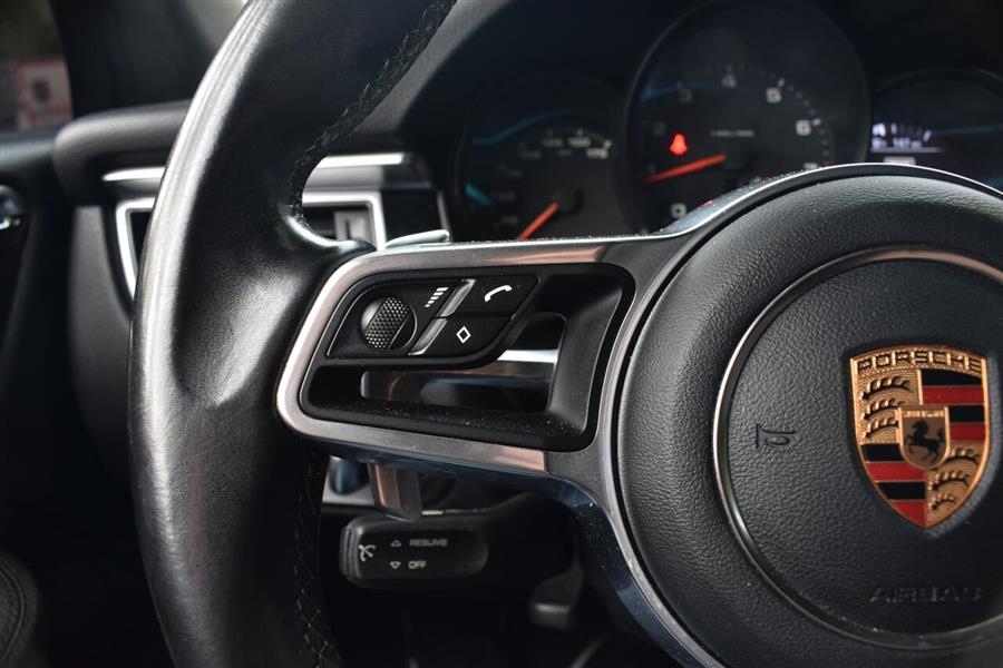 2018 Porsche Macan Base AWD 4dr SUV, available for sale in Great Neck, New York | Camy Cars. Great Neck, New York 2018 Porsche Macan Base AWD 4dr SUV, available for sale in Great Neck, New York | Camy Cars. Great Neck, New York