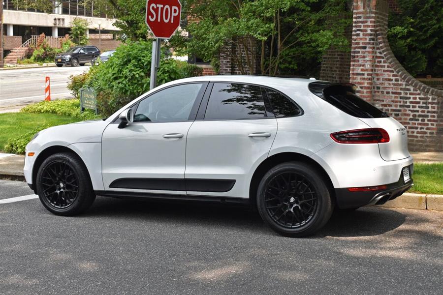 2018 Porsche Macan Base AWD 4dr SUV, available for sale in Great Neck, New York | Camy Cars. Great Neck, New York 2018 Porsche Macan Base AWD 4dr SUV, available for sale in Great Neck, New York | Camy Cars. Great Neck, New York