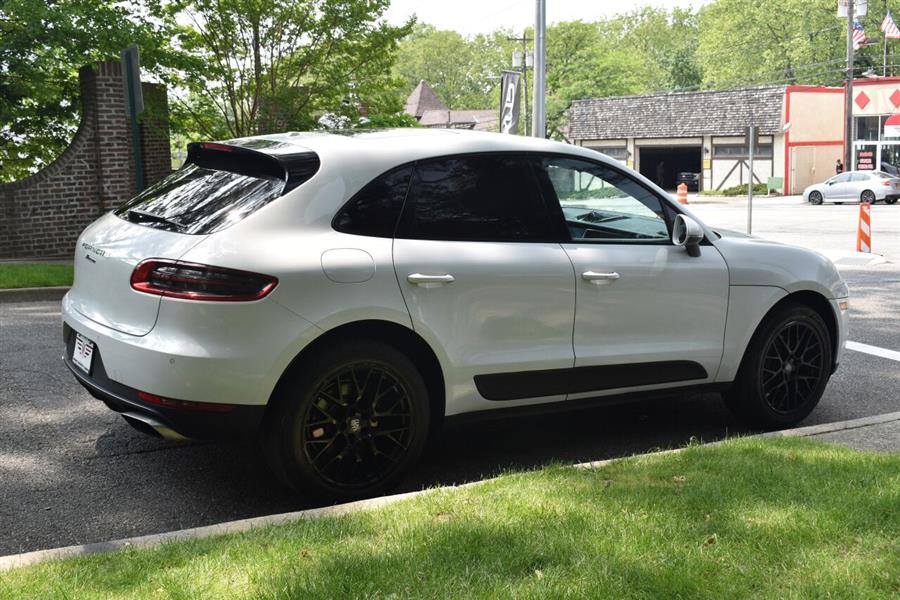 2018 Porsche Macan Base AWD 4dr SUV, available for sale in Great Neck, New York | Camy Cars. Great Neck, New York 2018 Porsche Macan Base AWD 4dr SUV, available for sale in Great Neck, New York | Camy Cars. Great Neck, New York