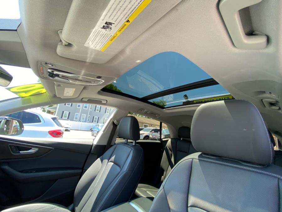 2020 Audi Q8 Prestige 55 TFSI quattro, available for sale in Hartford, Connecticut | VEB Auto Sales. Hartford, Connecticut 2020 Audi Q8 Prestige 55 TFSI quattro, available for sale in Hartford, Connecticut | VEB Auto Sales. Hartford, Connecticut