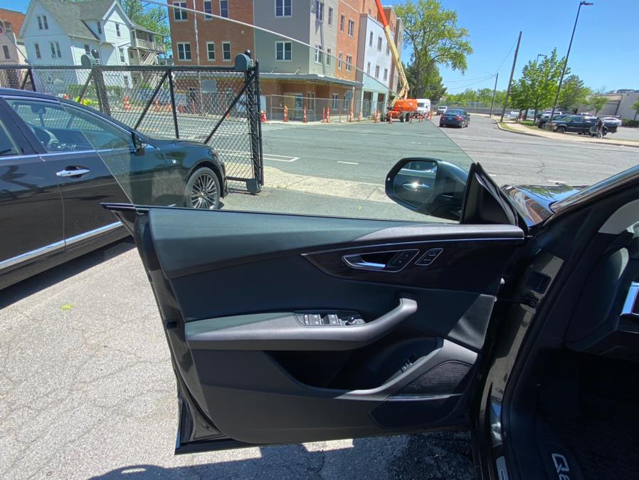 2020 Audi Q8 Prestige 55 TFSI quattro, available for sale in Hartford, Connecticut | VEB Auto Sales. Hartford, Connecticut 2020 Audi Q8 Prestige 55 TFSI quattro, available for sale in Hartford, Connecticut | VEB Auto Sales. Hartford, Connecticut