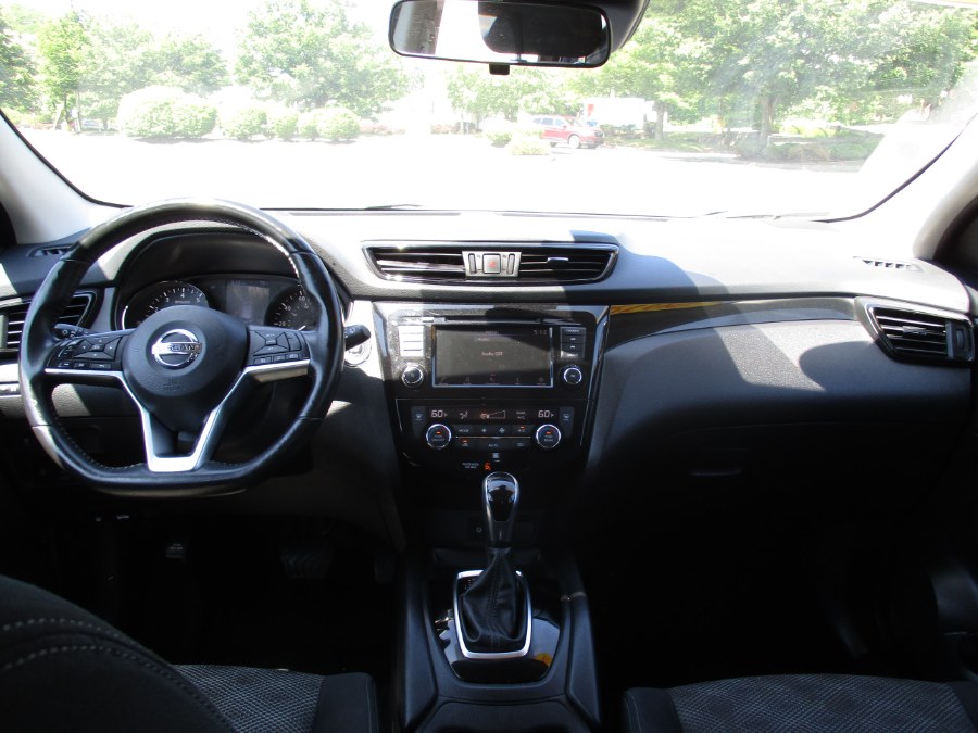 2019 Nissan Rogue Sport AWD SV, available for sale in New Britain, Connecticut | Universal Motors LLC. New Britain, Connecticut 2019 Nissan Rogue Sport AWD SV, available for sale in New Britain, Connecticut | Universal Motors LLC. New Britain, Connecticut