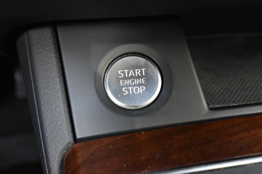 2018 Audi Q5 2.0 TFSI Tech Premium Plus, available for sale in Waterbury, Connecticut | Highline Car Connection. Waterbury, Connecticut 2018 Audi Q5 2.0 TFSI Tech Premium Plus, available for sale in Waterbury, Connecticut | Highline Car Connection. Waterbury, Connecticut