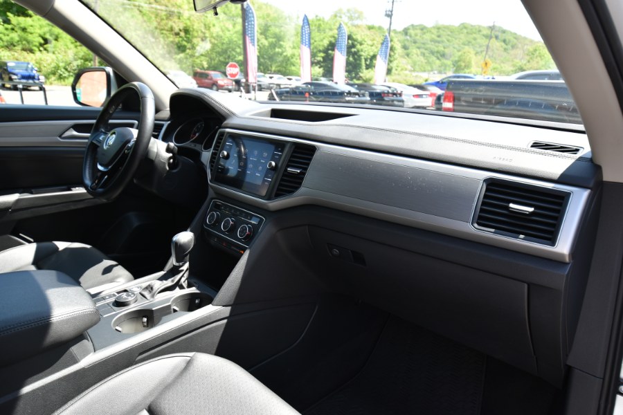 2018 Volkswagen Atlas 3.6L V6 SE 4MOTION, available for sale in Waterbury, Connecticut | Highline Car Connection. Waterbury, Connecticut 2018 Volkswagen Atlas 3.6L V6 SE 4MOTION, available for sale in Waterbury, Connecticut | Highline Car Connection. Waterbury, Connecticut
