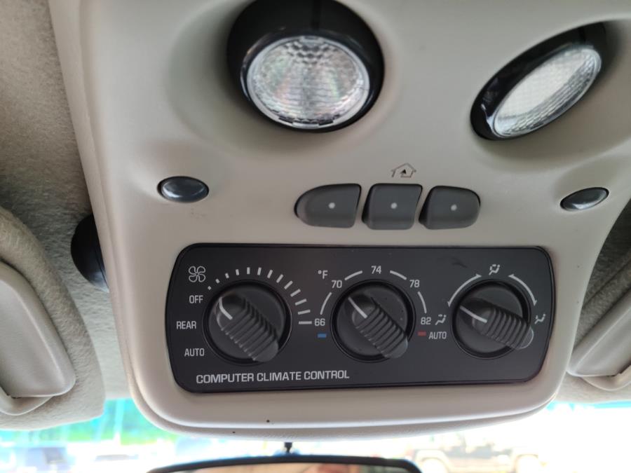 2002 GMC Yukon XL Denali 4dr 1500 AWD, available for sale in Milford, Connecticut | Chip's Auto Sales Inc. Milford, Connecticut 2002 GMC Yukon XL Denali 4dr 1500 AWD, available for sale in Milford, Connecticut | Chip's Auto Sales Inc. Milford, Connecticut