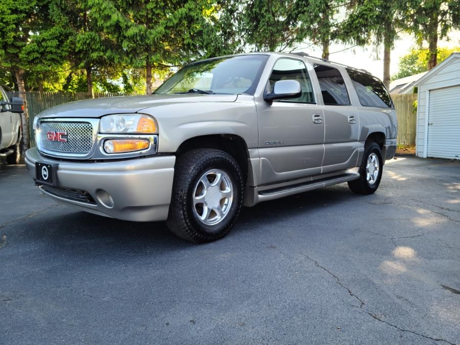 2002 GMC Yukon XL Denali 4dr 1500 AWD, available for sale in Milford, Connecticut | Chip's Auto Sales Inc. Milford, Connecticut