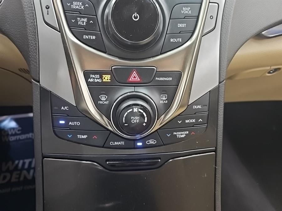2013 Hyundai Azera 4dr Sdn, available for sale in West Haven, Connecticut | Auto Fair Inc.. West Haven, Connecticut 2013 Hyundai Azera 4dr Sdn, available for sale in West Haven, Connecticut | Auto Fair Inc.. West Haven, Connecticut