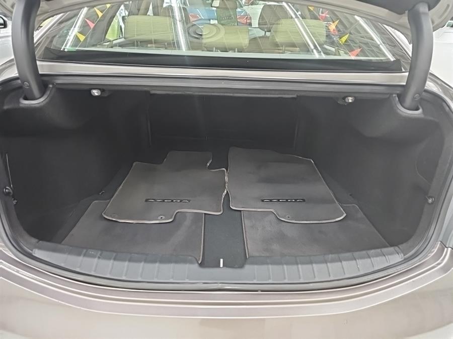 2013 Hyundai Azera 4dr Sdn, available for sale in West Haven, Connecticut | Auto Fair Inc.. West Haven, Connecticut 2013 Hyundai Azera 4dr Sdn, available for sale in West Haven, Connecticut | Auto Fair Inc.. West Haven, Connecticut