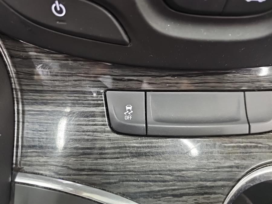 2017 Buick Envision AWD 4dr Essence, available for sale in West Haven, Connecticut | Auto Fair Inc.. West Haven, Connecticut 2017 Buick Envision AWD 4dr Essence, available for sale in West Haven, Connecticut | Auto Fair Inc.. West Haven, Connecticut