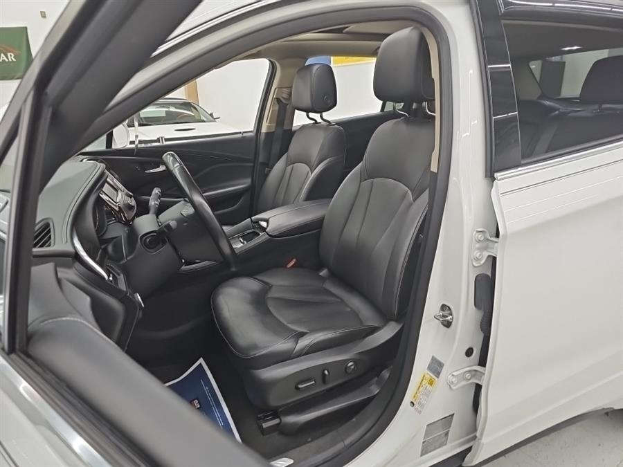 2017 Buick Envision AWD 4dr Essence, available for sale in West Haven, Connecticut | Auto Fair Inc.. West Haven, Connecticut 2017 Buick Envision AWD 4dr Essence, available for sale in West Haven, Connecticut | Auto Fair Inc.. West Haven, Connecticut